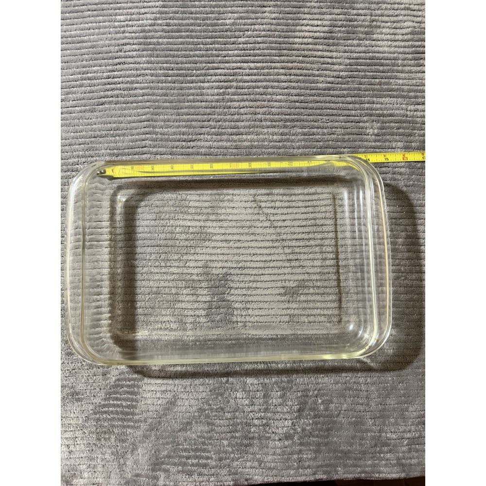 Vintage Pyrex Dish - Picture 3 of 4
